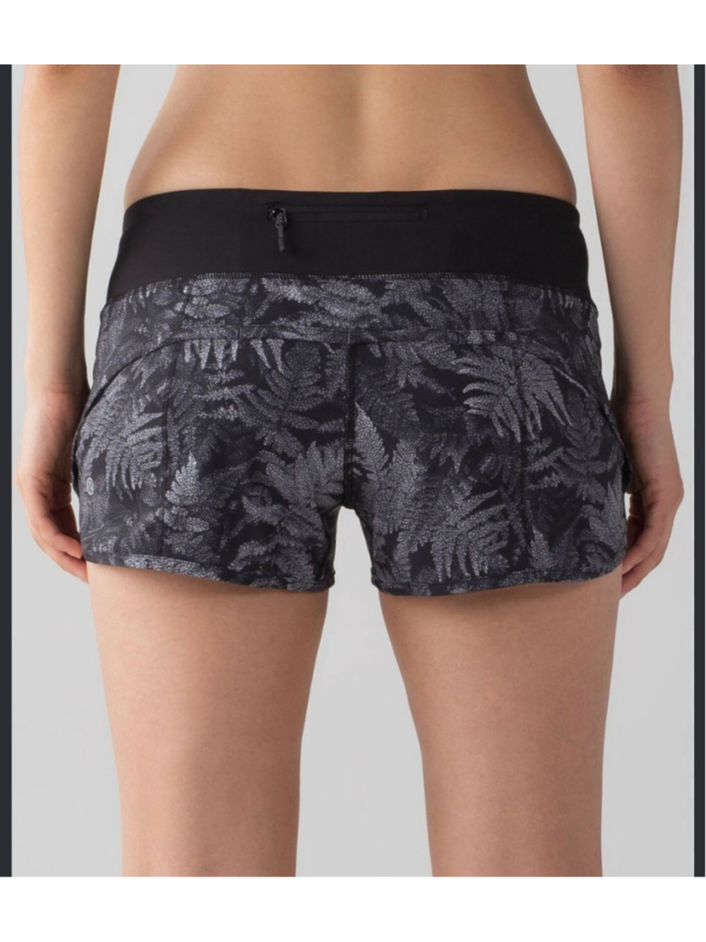 Lululemon Speed Short in Kindred Spirit Black Gray Size 8